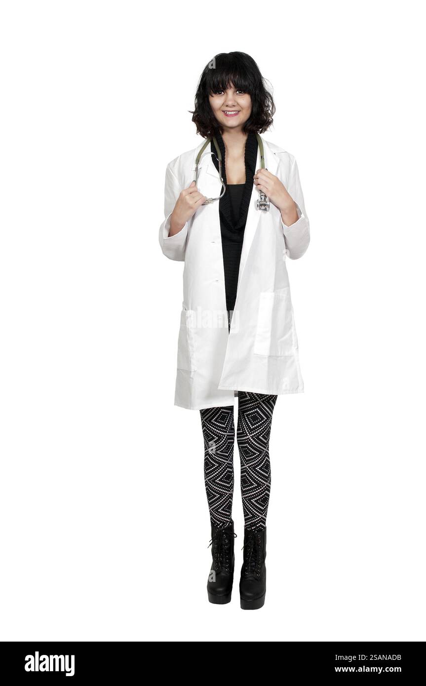 Femme médecin avec un stéthoscope pour expliquer un diagnostic Banque D'Images