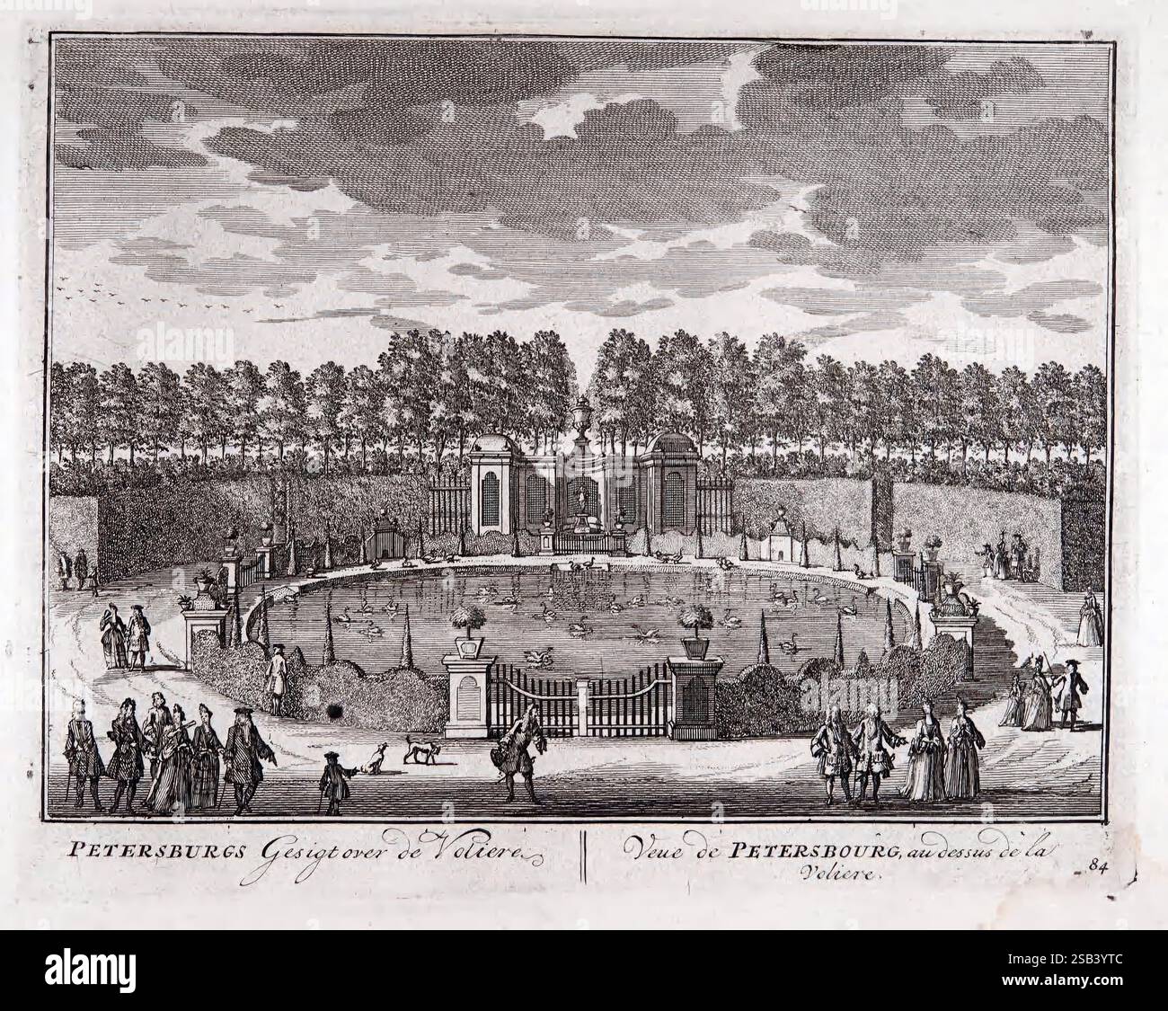 De Zegepraalende Vecht, T'Amsteldam, by de Wed, 1719, Netherlands, jardins, Europe, premières œuvres, villes et villages, œuvres picturales, rivière Vechte, rivière Vechte Allemagne et pays-Bas, la scène représente un jardin formel méticuleusement conçu, caractérisé par un grand étang circulaire en son centre, entouré d'une élégante clôture en fer forgé. Le jardin présente des haies soigneusement entretenues et des arbres soigneusement disposés qui encadrent le paysage, créant un sentiment d'ordre et de tranquillité. Les habitants, vêtus de vêtements d'époque, se promènent décontractés dans les sentiers, tandis que d'autres s'engagent dans la conversation ou le Banque D'Images