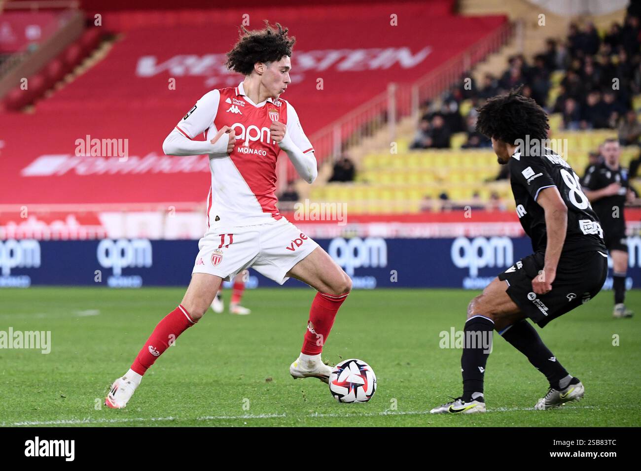 11-maghnes-akliouche-asm-lors-du-match-de-ligue-1-mcdonald-s-entre