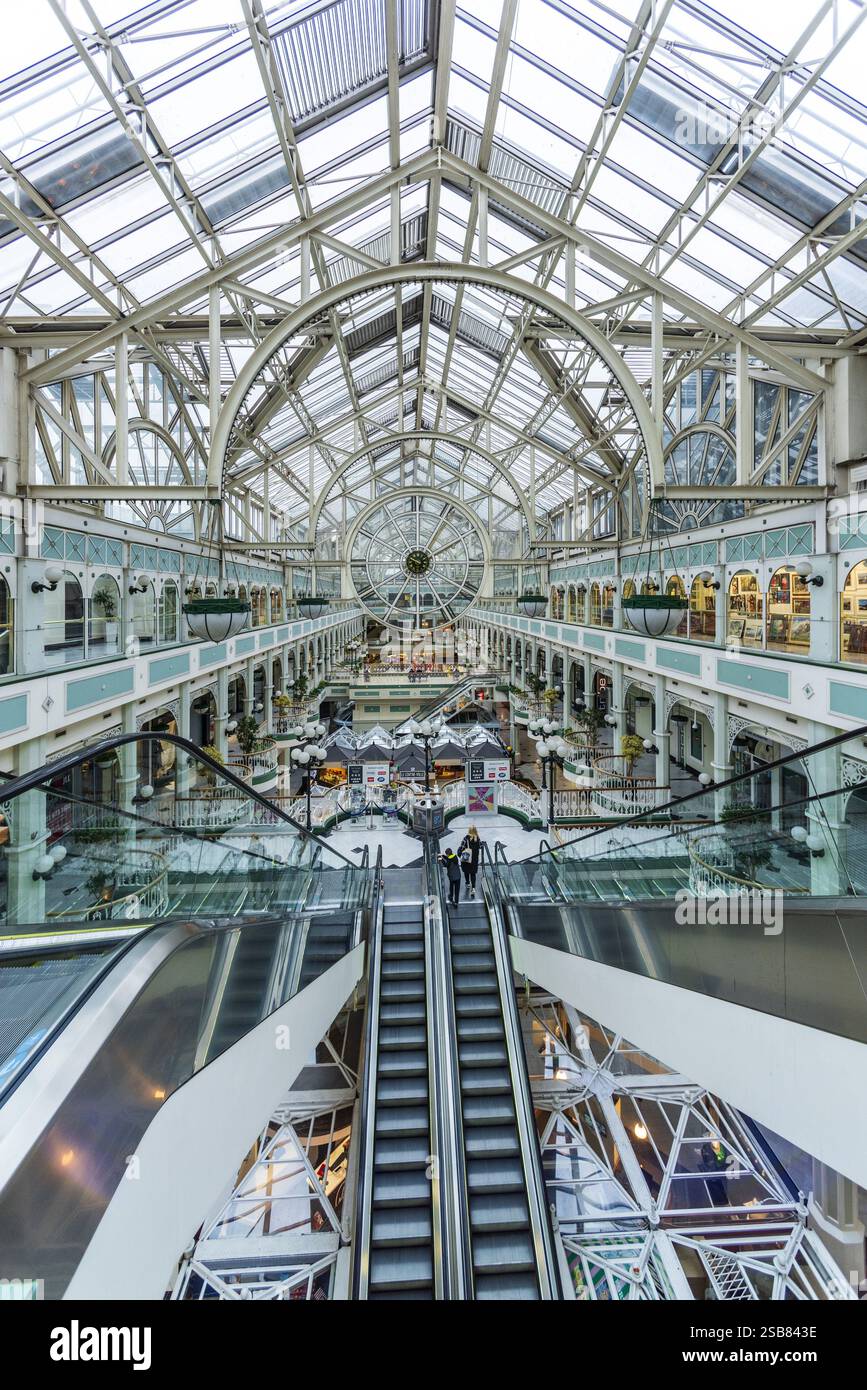 IRLANDE, DUBLIN, CENTRE COMMERCIAL STEPHEN'S GREEN Banque D'Images