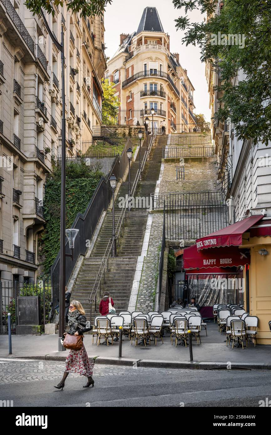 FRANCE. PARIS (75) 18E ARRONDISSEMENT. ESCALIER DE LA RUE BECQUEREL À MONTMARTRE Banque D'Images