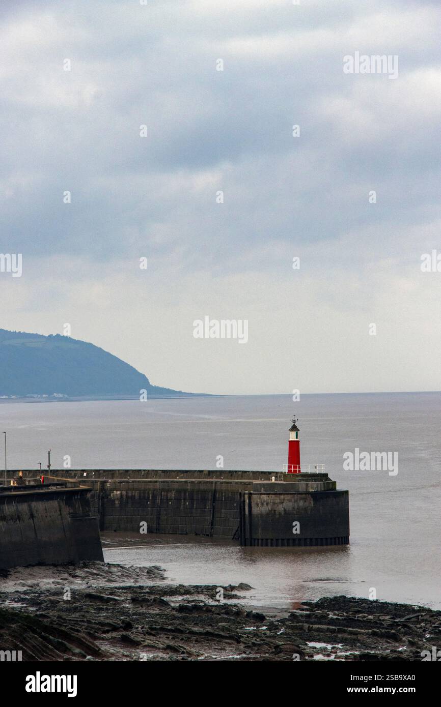 Phare du Port de Watchet Banque D'Images
