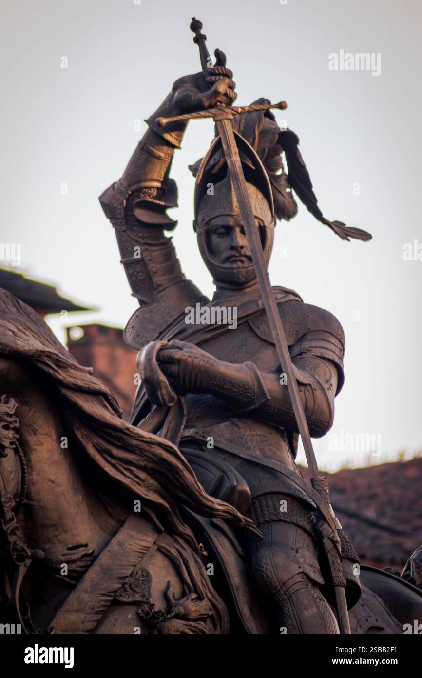 La statue équestre d'Emanuele Filiberto au milieu de la place San Carlo. Banque D'Images