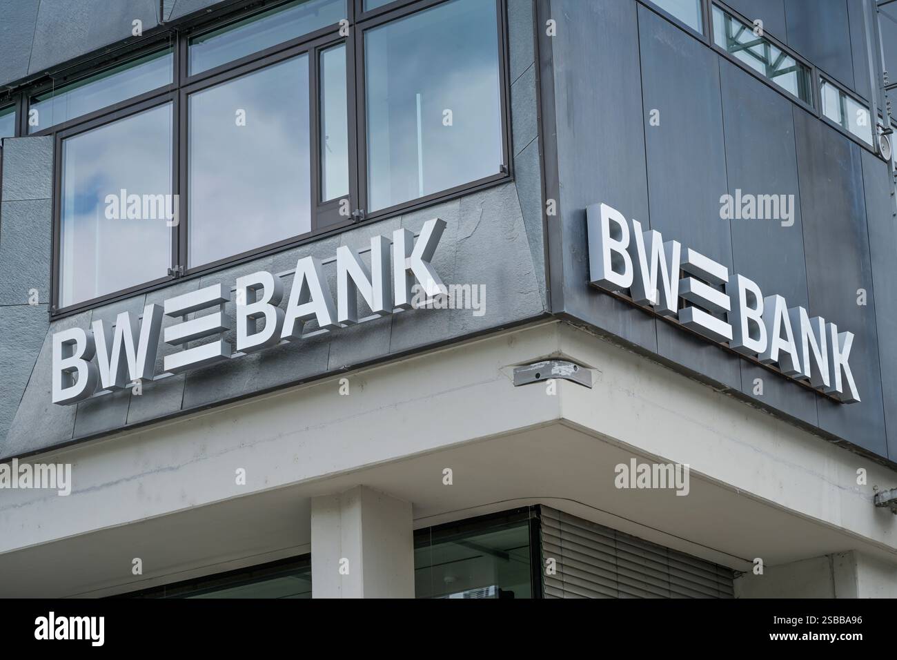 Filiale Baden-Württembergische Bank BW, Kleiner Schloßplatz, Stuttgart, Baden-Württemberg, Deutschland Banque D'Images