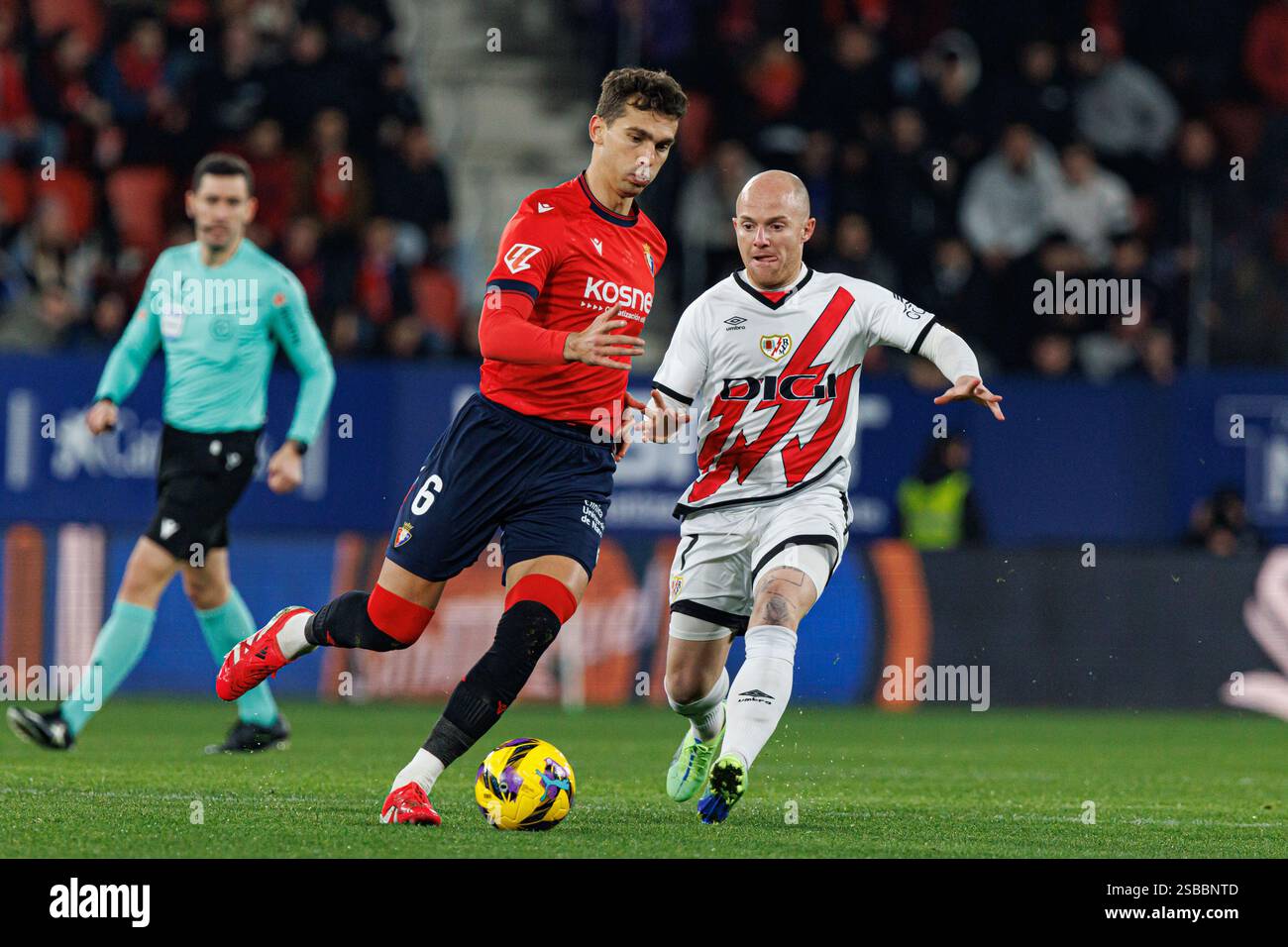 Lucas Torro vu pendant le match de LaLiga EA entre les équipes de CA Osasuna et Rayo Vallecano à El Sadar (Maciej Rogowski) Banque D'Images