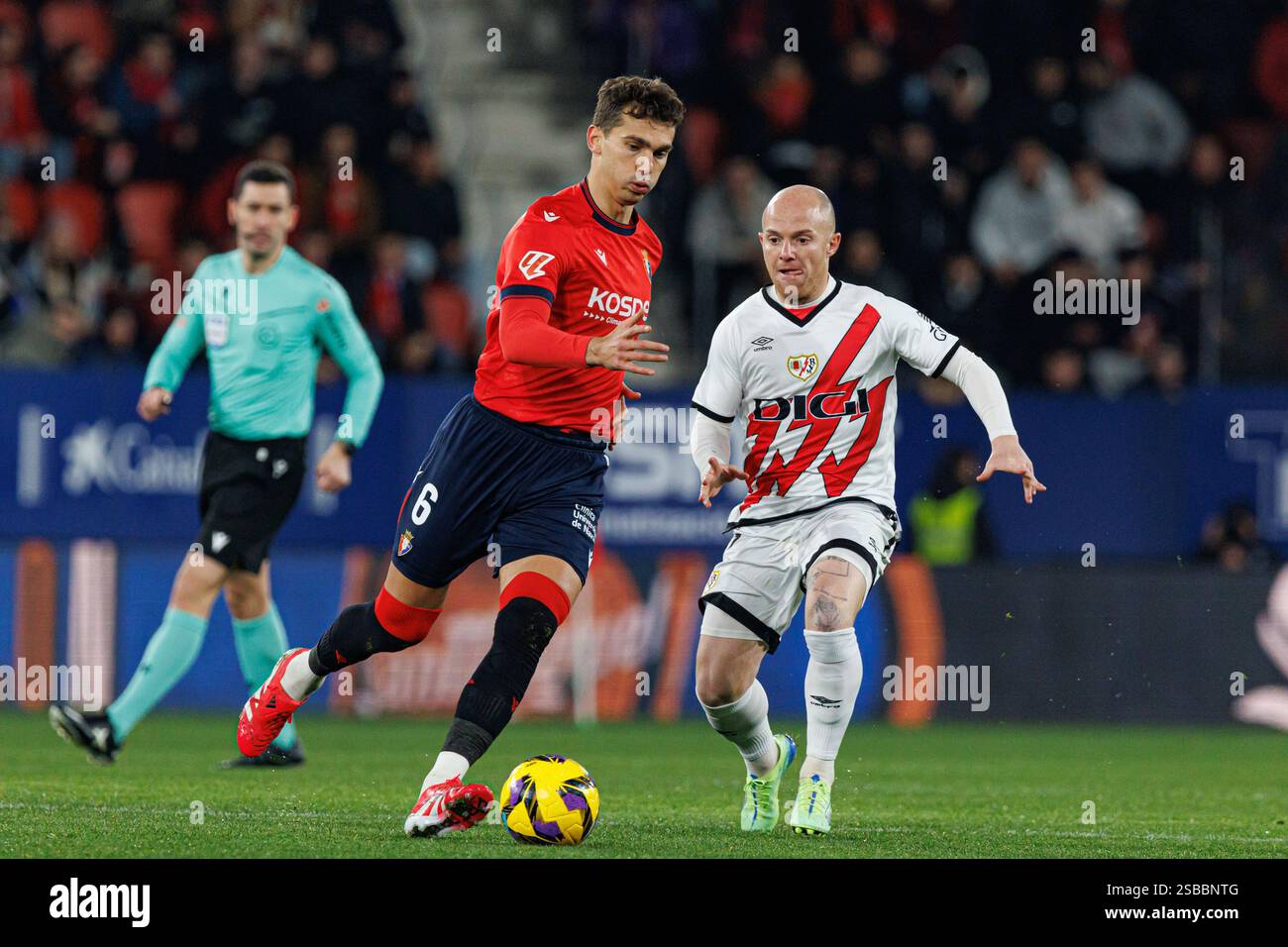 Lucas Torro vu pendant le match de LaLiga EA entre les équipes de CA Osasuna et Rayo Vallecano à El Sadar (Maciej Rogowski) Banque D'Images