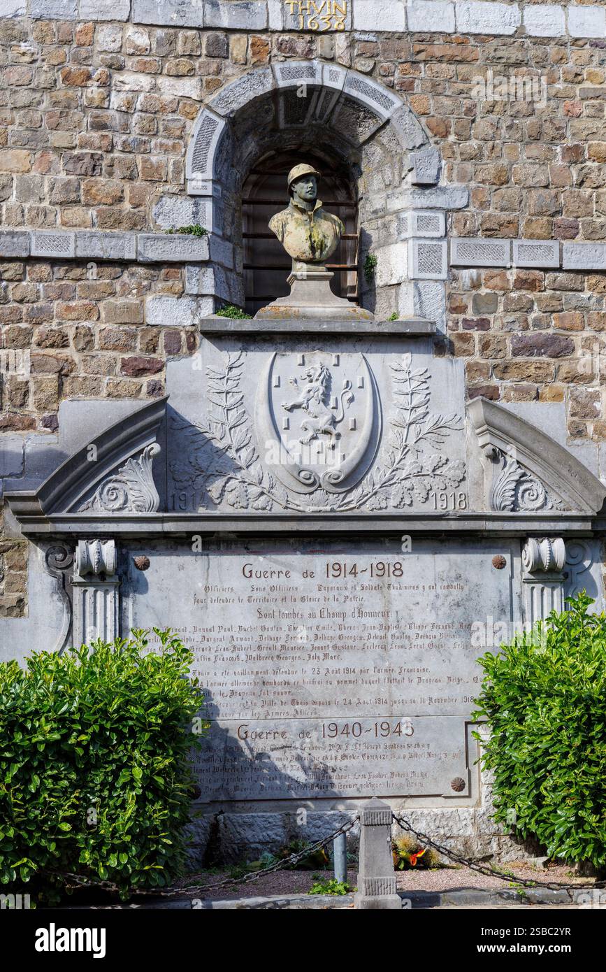 Mémorial de guerre, première et seconde guerres mondiales, Thuin ; Belgique Banque D'Images