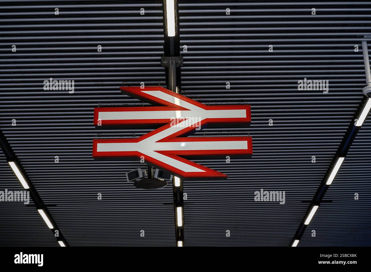 Londres, Royaume-Uni. 29 janvier 2025 logo signe de National Rail, une marque utilisée pour promouvoir les services ferroviaires voyageurs dans la capitale britannique et dans toute l'Uni Banque D'Images