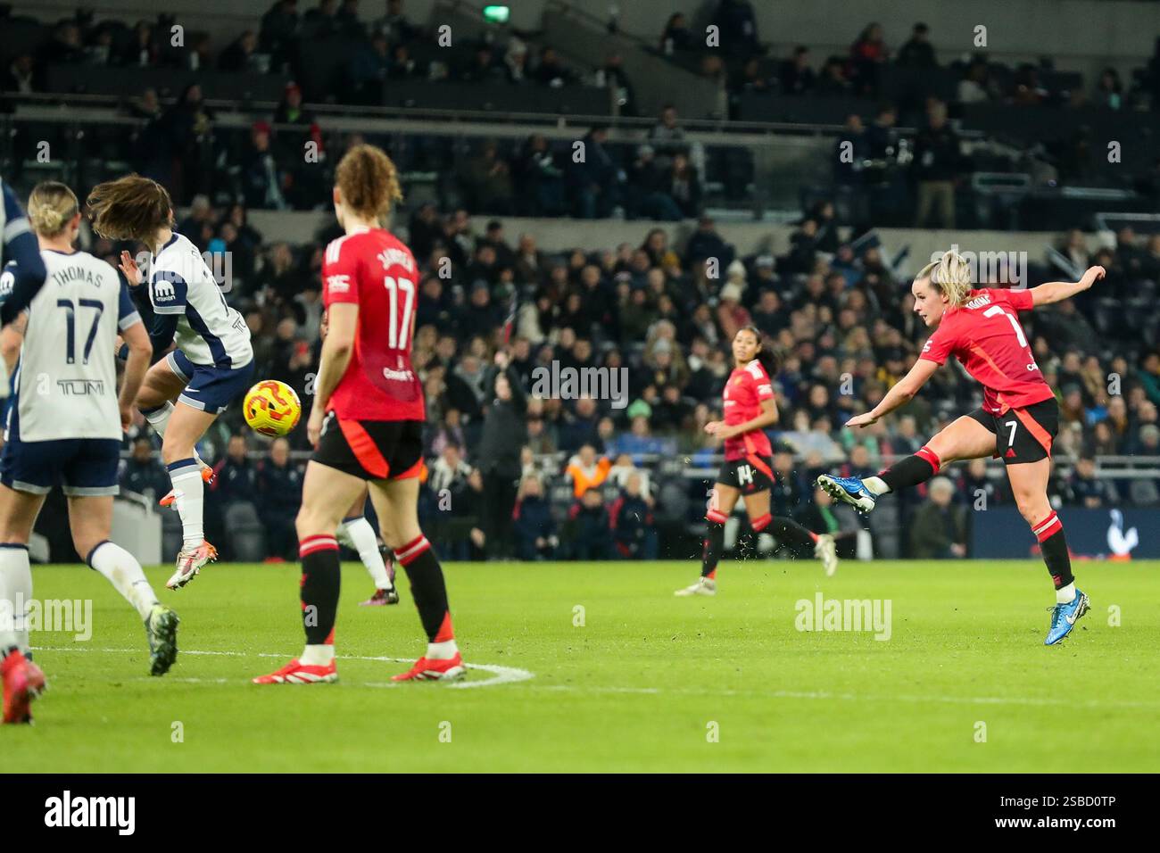 Londres, Royaume-Uni. 02 février 2025. Ella Toone de Manchester United Women tourne lors du match de Super League féminine des Barclays Tottenham Hotspur's Women vs Manchester United Women au Tottenham Hotspur Stadium, le 2 février 2025 (photo par Izzy Poles/News images) à Londres, Angleterre le 2/2/2025. (Photo par Izzy Poles/News images/SIPA USA) crédit : SIPA USA/Alamy Live News Banque D'Images