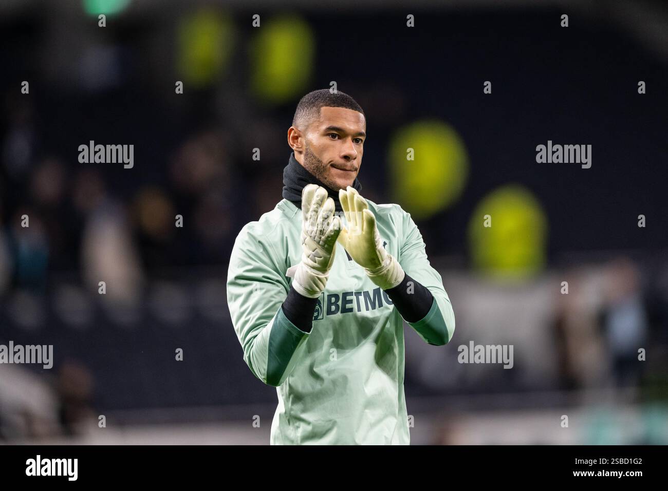 Londres, Angleterre. 30 janvier 2025. Le gardien Brandon Austin de Tottenham Hotspur s'échauffe avant le match de l'UEFA Europa League entre Tottenham Hotspur et Elfsborg au stade Tottenham Hotspur à Londres. Banque D'Images