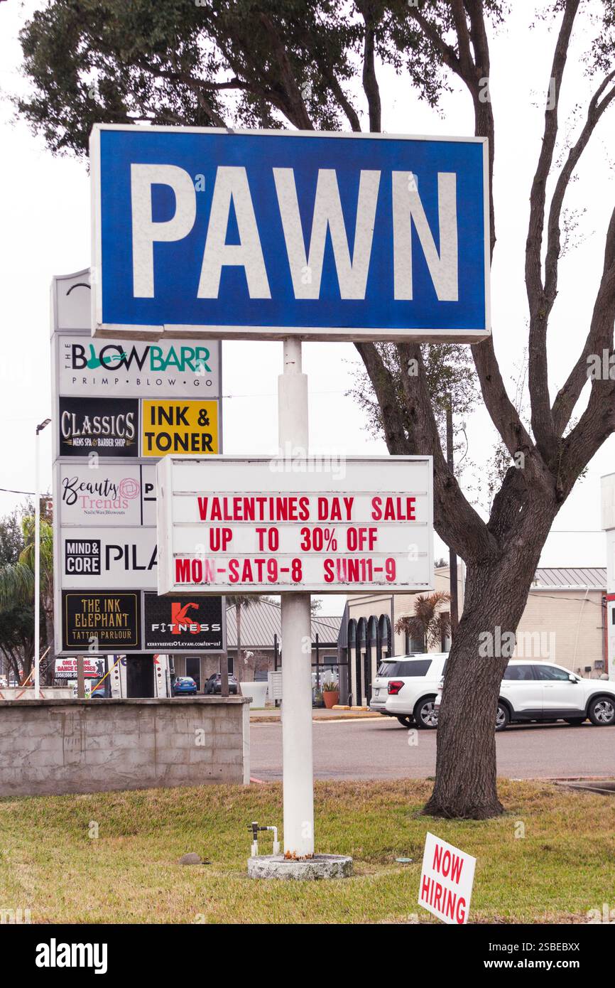 Amigo Pawn & Jewelry dans le centre-ville de McAllen, comté de Hidalgo, Texas, États-Unis. Banque D'Images