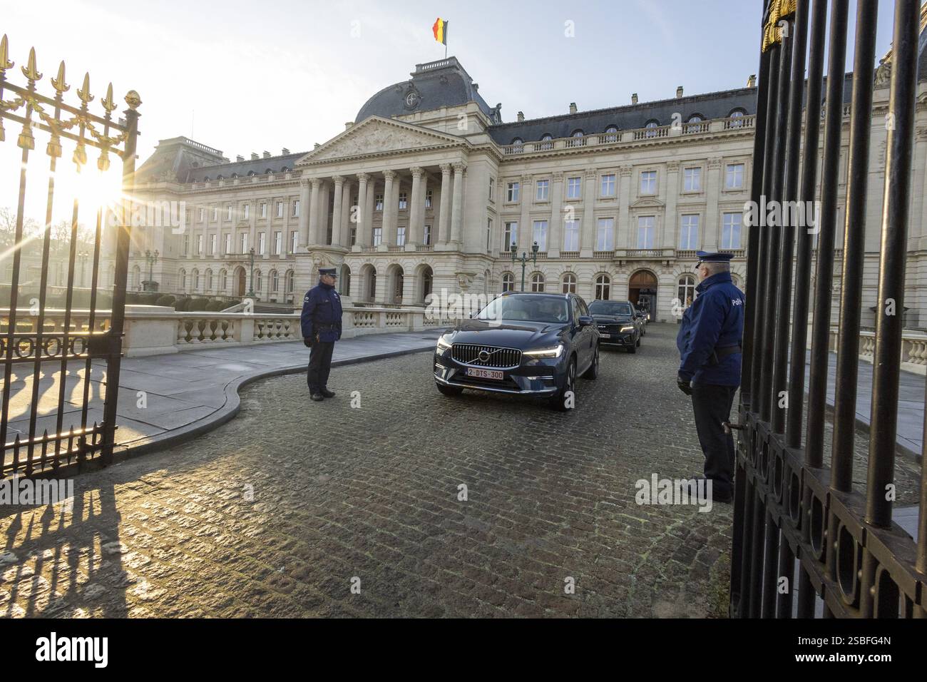 Bruxelles, Belgique. 03rd Feb, 2025. Cette photo est prise lors de la cérémonie de serment au Palais Royal, lundi 03 février 2025, à Bruxelles. Les négociateurs des cinq partis qui composent la coalition de l'Arizona - la N-va, MR, engagés, Vooruit et CD&V - sont parvenus à un accord gouvernemental vendredi soir. BELGA PHOTO NICOLAS MAETERLINCK crédit : Belga News Agency/Alamy Live News Banque D'Images