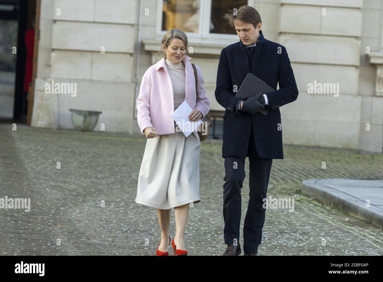 Bruxelles, Belgique. 03rd Feb, 2025. La ministre de l’asile et de la migration, de l’intégration sociale et des grandes villes Anneleen Van Bossuyt photographiée après la cérémonie de serment au Palais Royal, lundi 03 février 2025, à Bruxelles. Les négociateurs des cinq partis qui composent la coalition de l'Arizona - la N-va, MR, engagés, Vooruit et CD&V - sont parvenus à un accord gouvernemental vendredi soir. BELGA PHOTO NICOLAS MAETERLINCK crédit : Belga News Agency/Alamy Live News Banque D'Images