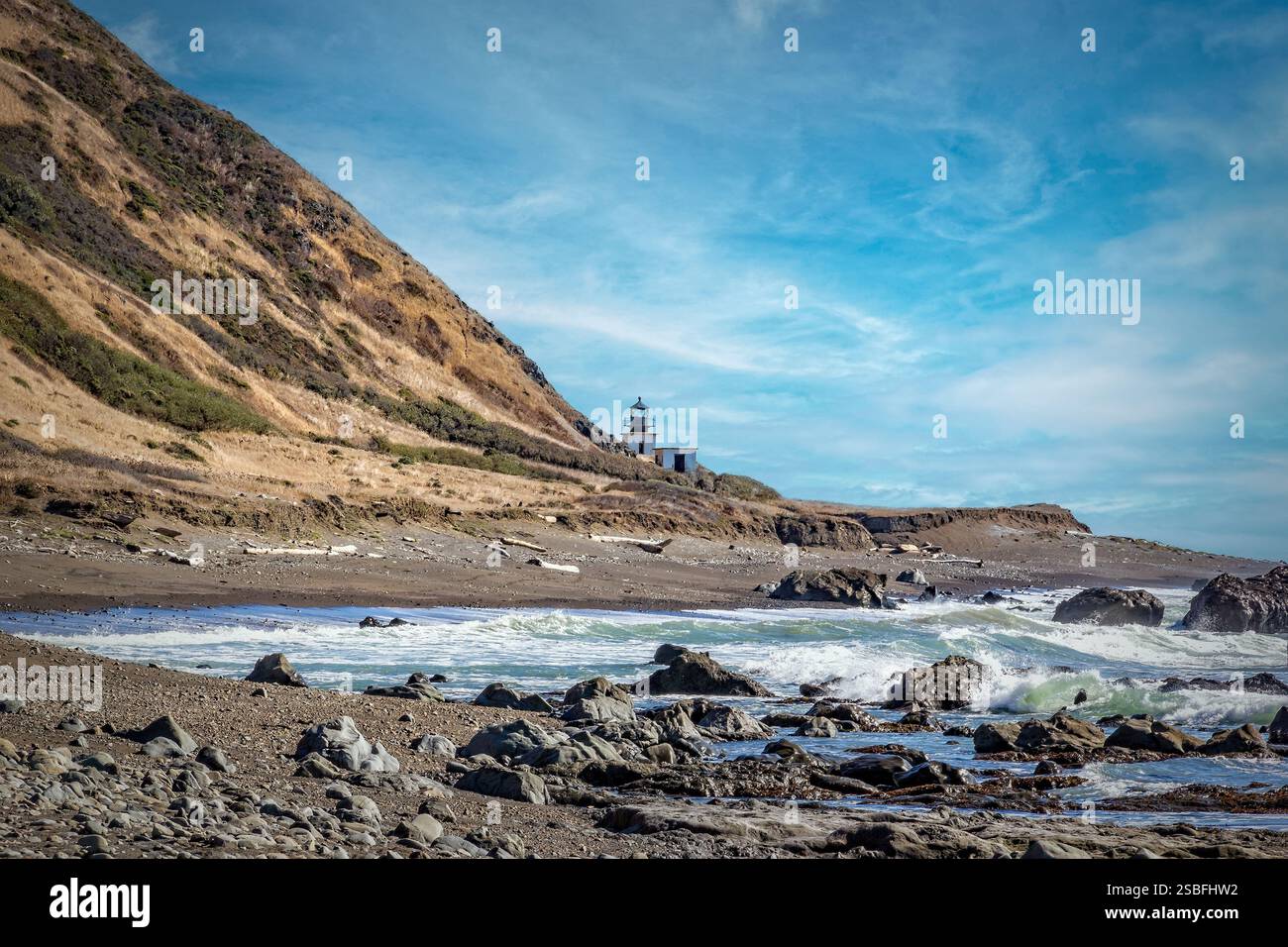 Le phare de Punta Gorda sur le manteau perdu en Californie Banque D'Images