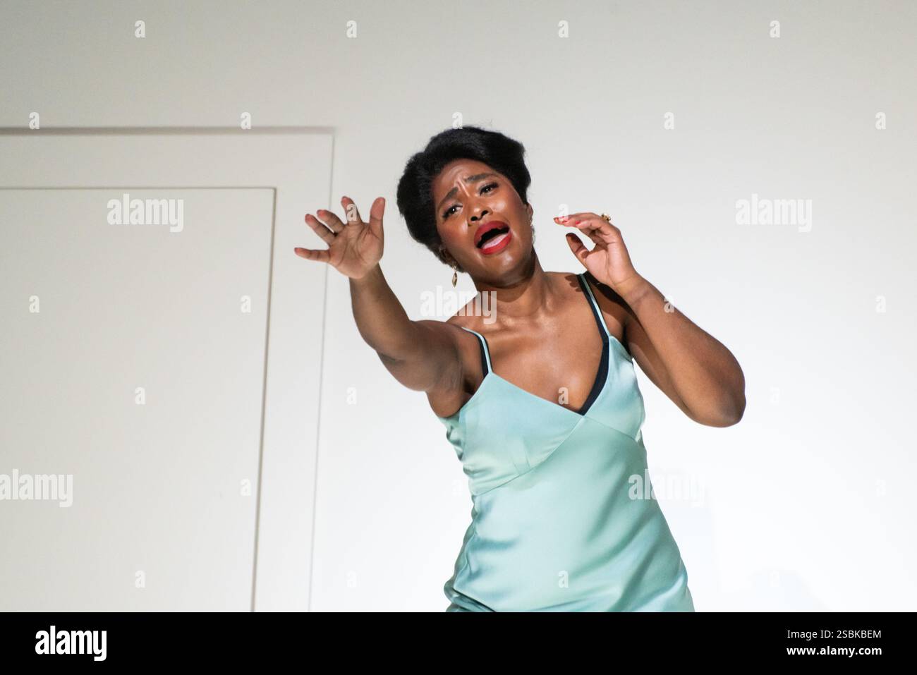 Londres, 3 février 2025, Nardus Williams dans le rôle de la comtesse Almaviva dans ENO le mariage de Figaro au London Coliseum, crédit : Lou Morris/Alamy Live News Banque D'Images