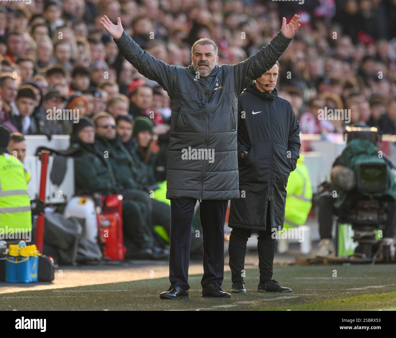 Londres, Royaume-Uni. 02 février 2025. Brentford v Tottenham Hotspur - premier League - Gtech Community Stadium. Tottenham Manager Ange Postecoglou. Crédit photo : Mark pain / Alamy Live News Banque D'Images
