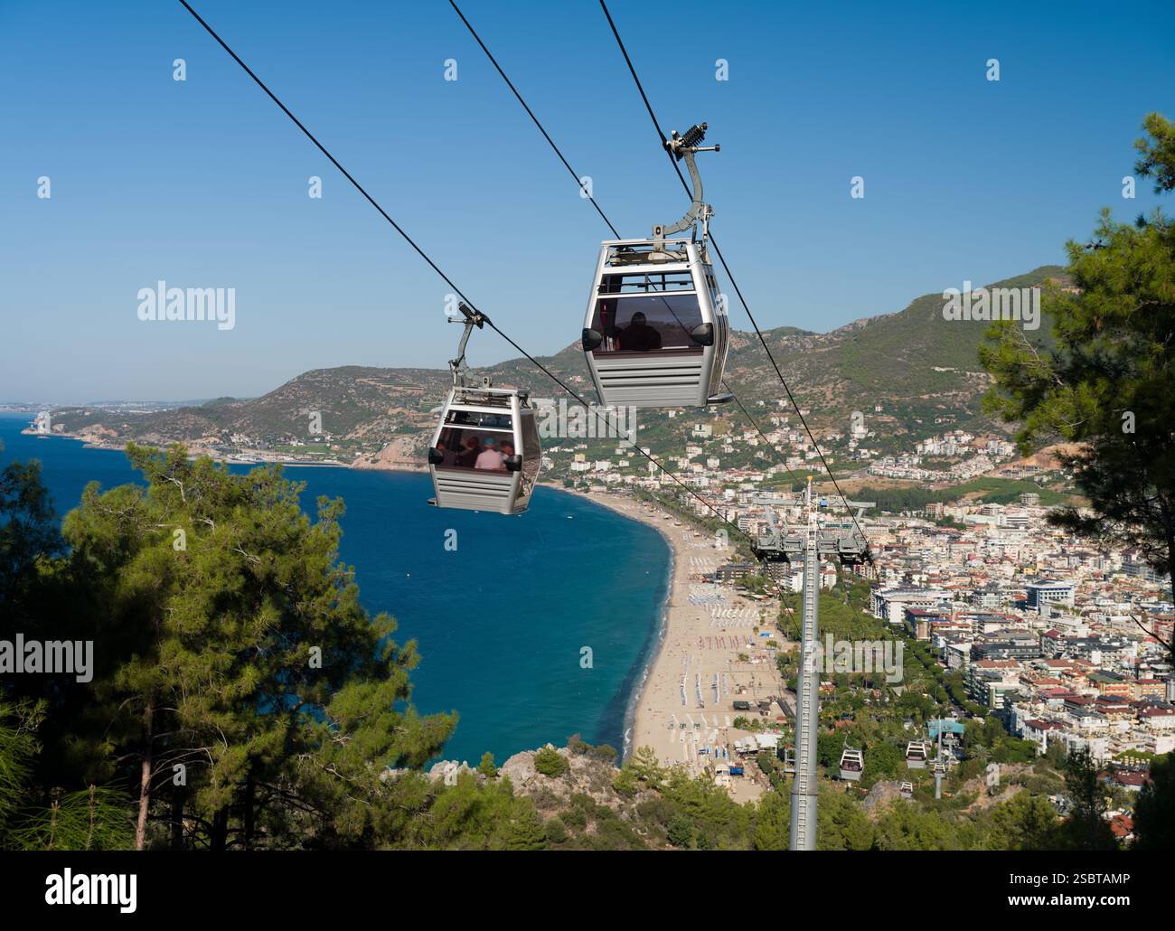 Le téléphérique touristique de la ville d'Alanya. Il est situé entre le centre-ville et le château historique. Ville d'Antalya, pays de Turquie Banque D'Images