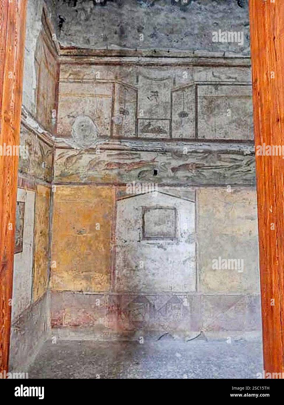 Maison de la Vettii VI 15,1 Pompéi 2017 regardant à l'est par la porte dans l'atrium à la chambre à coucher à gauche de l'entrée principale Banque D'Images