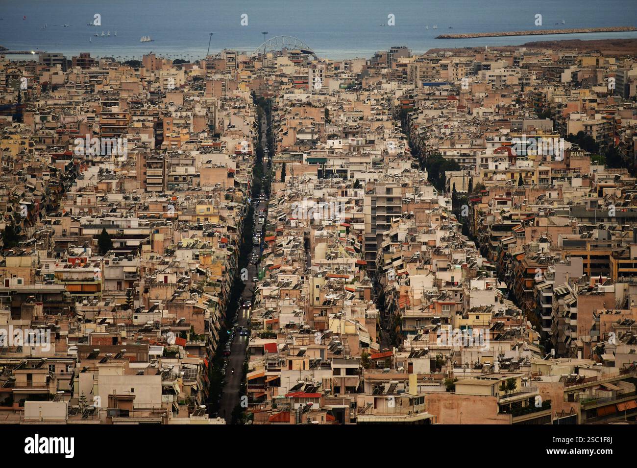 Vue panoramique sur la ville portuaire du Pirée. Athènes, Grèce Banque D'Images