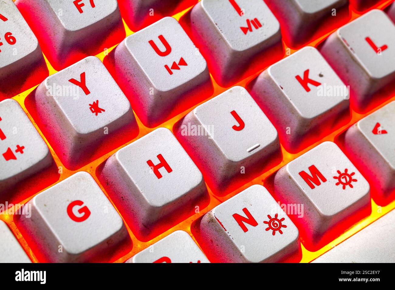 clavier rouge jaune vif en macro Banque D'Images