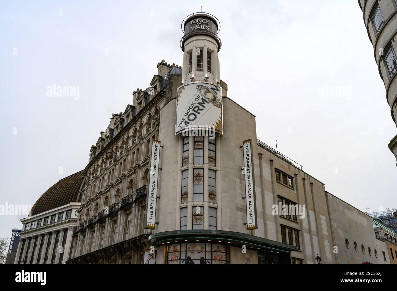 Londres, Royaume-Uni. 29 janvier 2025. Production théâtrale du Livre de Mormon une comédie musicale présentée au Prince of Wales Theatre, West End, Londres Banque D'Images