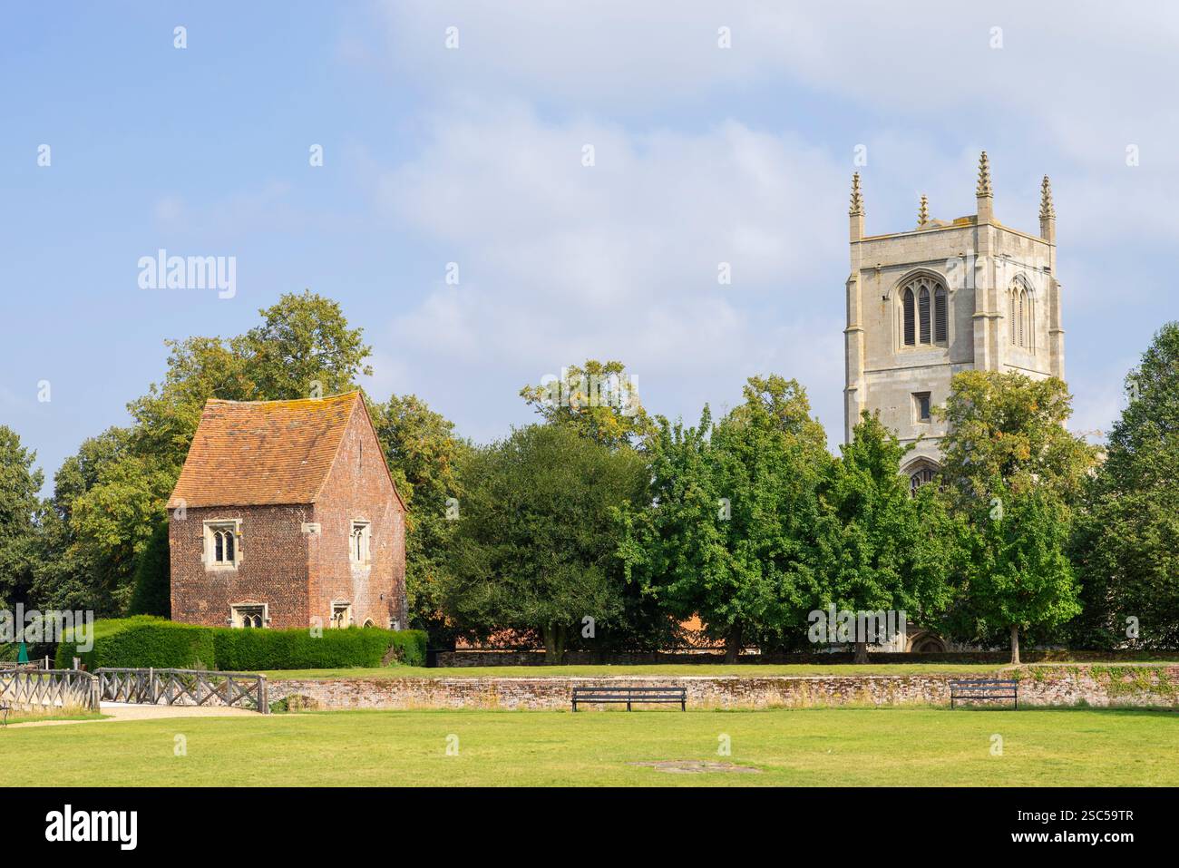 Flèche de la Collegiate Church of Holy Trinity ou de la Holy Trinity Collegiate Church Tattershall Lincolnshire Angleterre Royaume-Uni GB Europe Banque D'Images