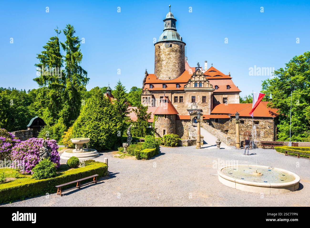 Cour du beau château de Czocha près de la ville de Lesna, Pologne Banque D'Images