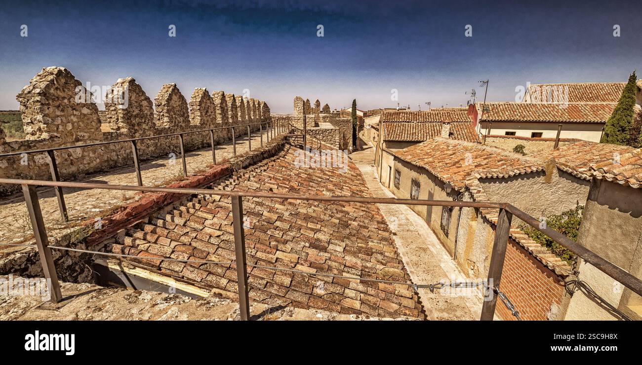 Remparts de la ville du XIIIe siècle, ville médiévale de Urueña, groupement historique-artistique, Valladolid, Castille-et-León, Espagne, Europe Banque D'Images