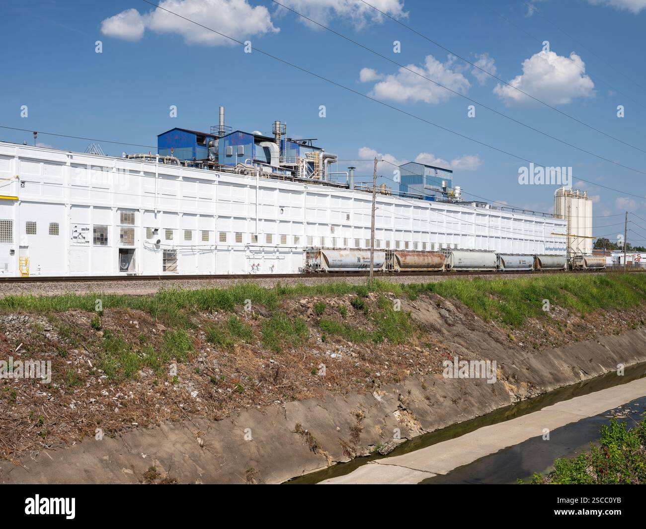 Industrie sur la rivière des Peres Banque D'Images