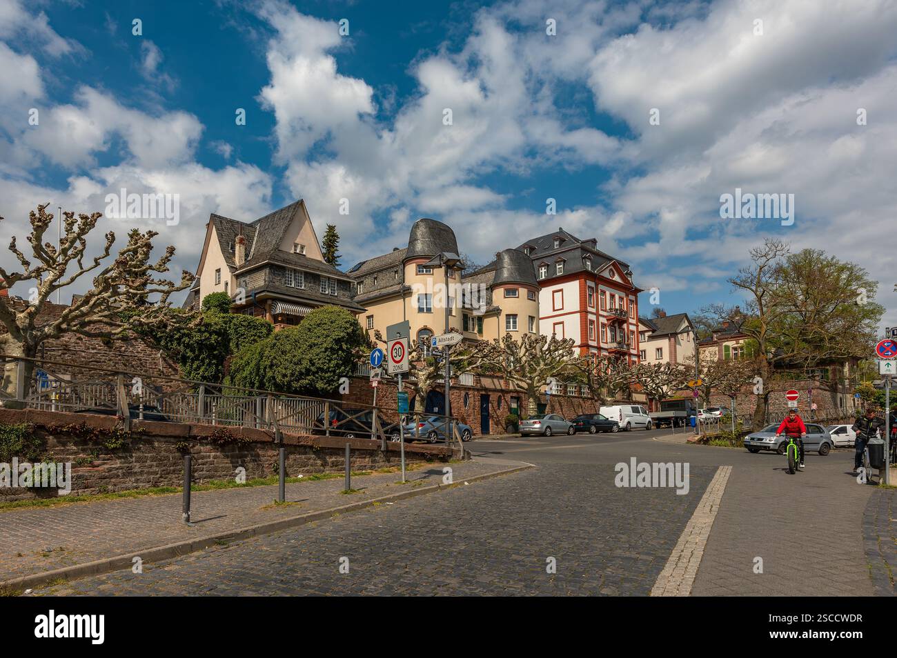 Bâtiment historique sur les rives du main à Francfort-Hoechst Banque D'Images