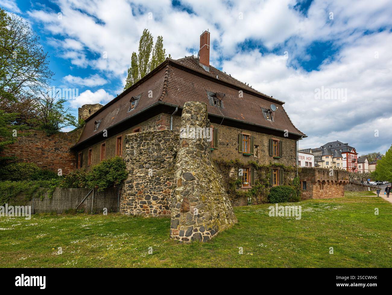 Bâtiment historique sur les rives du main à Francfort-Hoechst Banque D'Images