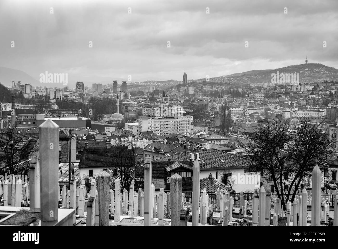 Sarajevo - Bosnie-Herzégovine - 11 février 2024 : vue aérienne de Sarajevo, la capitale de la Bosnie-Herzégovine. Banque D'Images