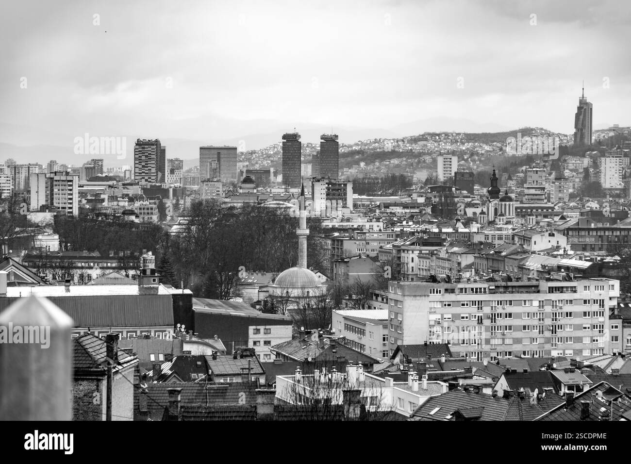 Sarajevo - Bosnie-Herzégovine - 11 février 2024 : vue aérienne de Sarajevo, la capitale de la Bosnie-Herzégovine. Banque D'Images