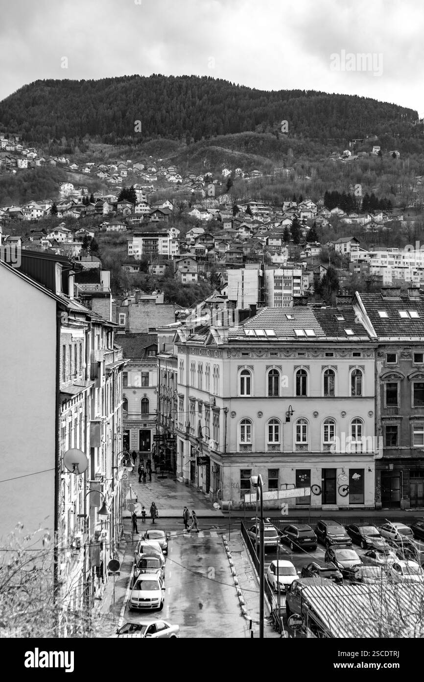 Sarajevo - Bosnie-Herzégovine - 11 février 2024 : vue aérienne de Sarajevo, la capitale de la Bosnie-Herzégovine. Banque D'Images