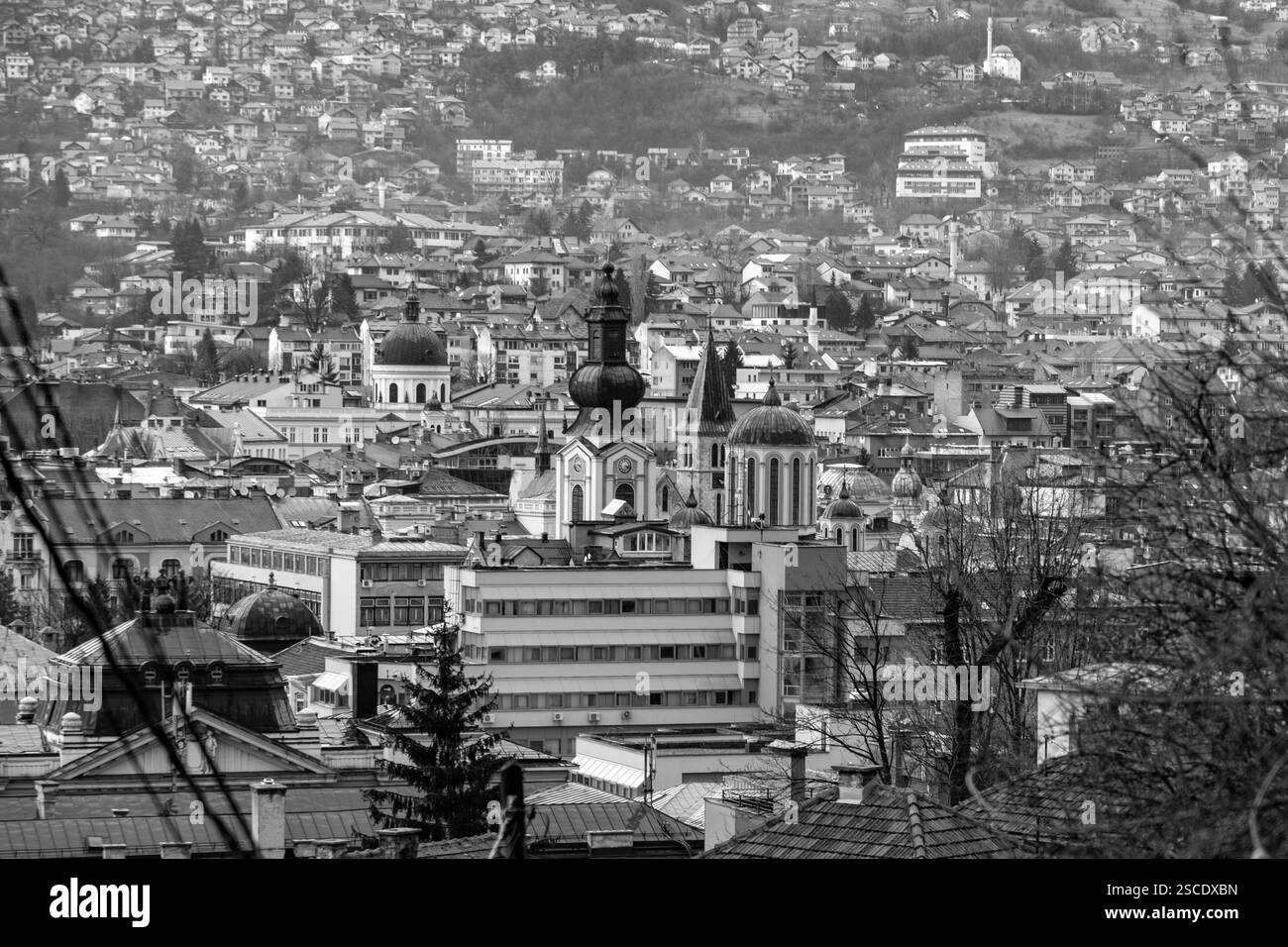 Sarajevo - Bosnie-Herzégovine - 11 février 2024 : vue aérienne de Sarajevo, la capitale de la Bosnie-Herzégovine. Banque D'Images