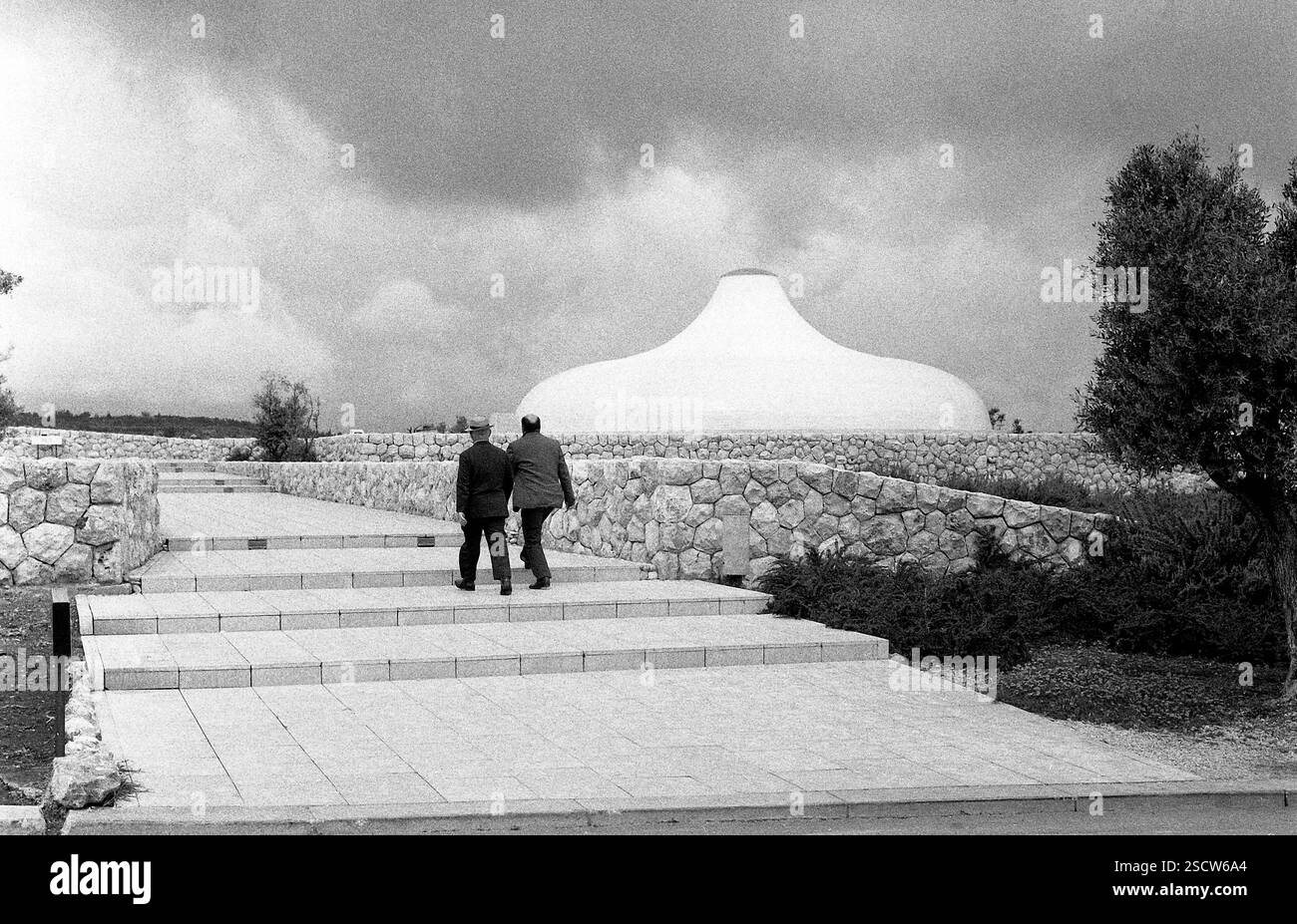 Le musée archéologique Sanctuaire du Livre. Il appartient au Musée national d'Israël Musée et est situé à Jérusalem. [traduction automatique] Banque D'Images