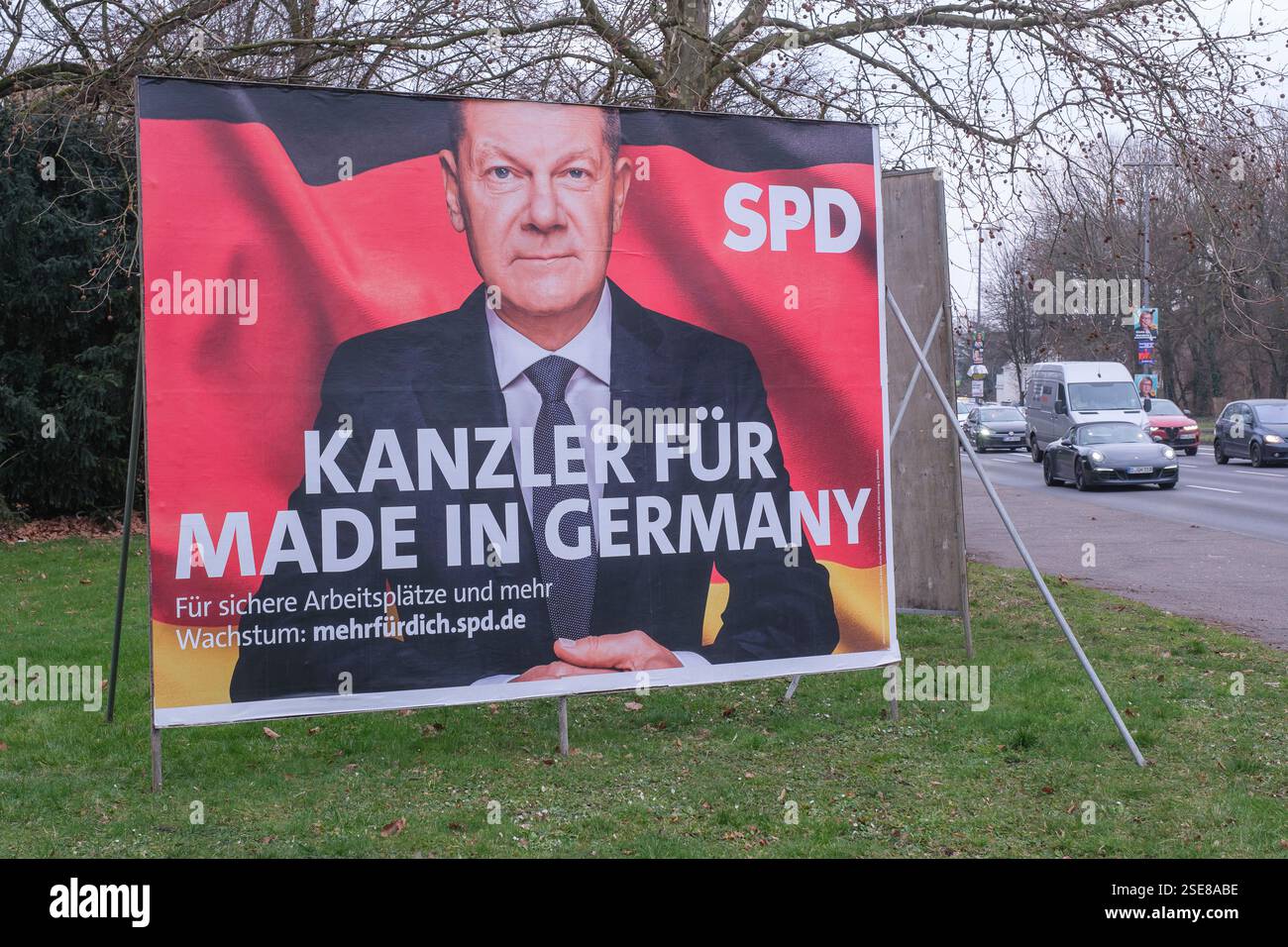 Affiche électorale à Cologne pour l'élection du 21e Bundestag allemand le 23 février 2025. OLAF Scholz sur une affiche électorale du SPD avec le slogan CH Banque D'Images