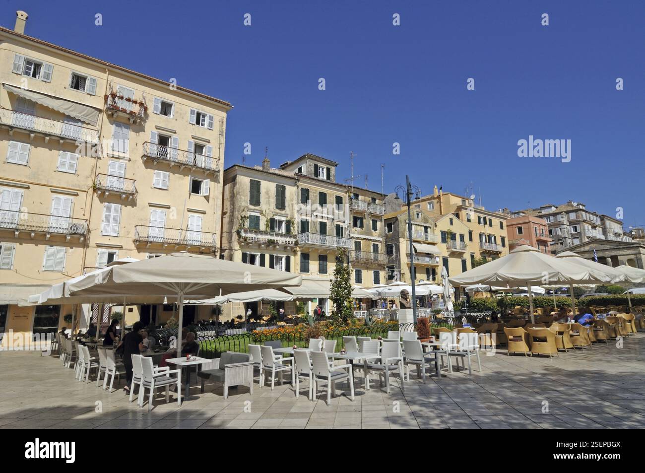 Grèce, île de Corfou, ville de Corfou, vue sur la ville, maisons, Square, Europe Banque D'Images