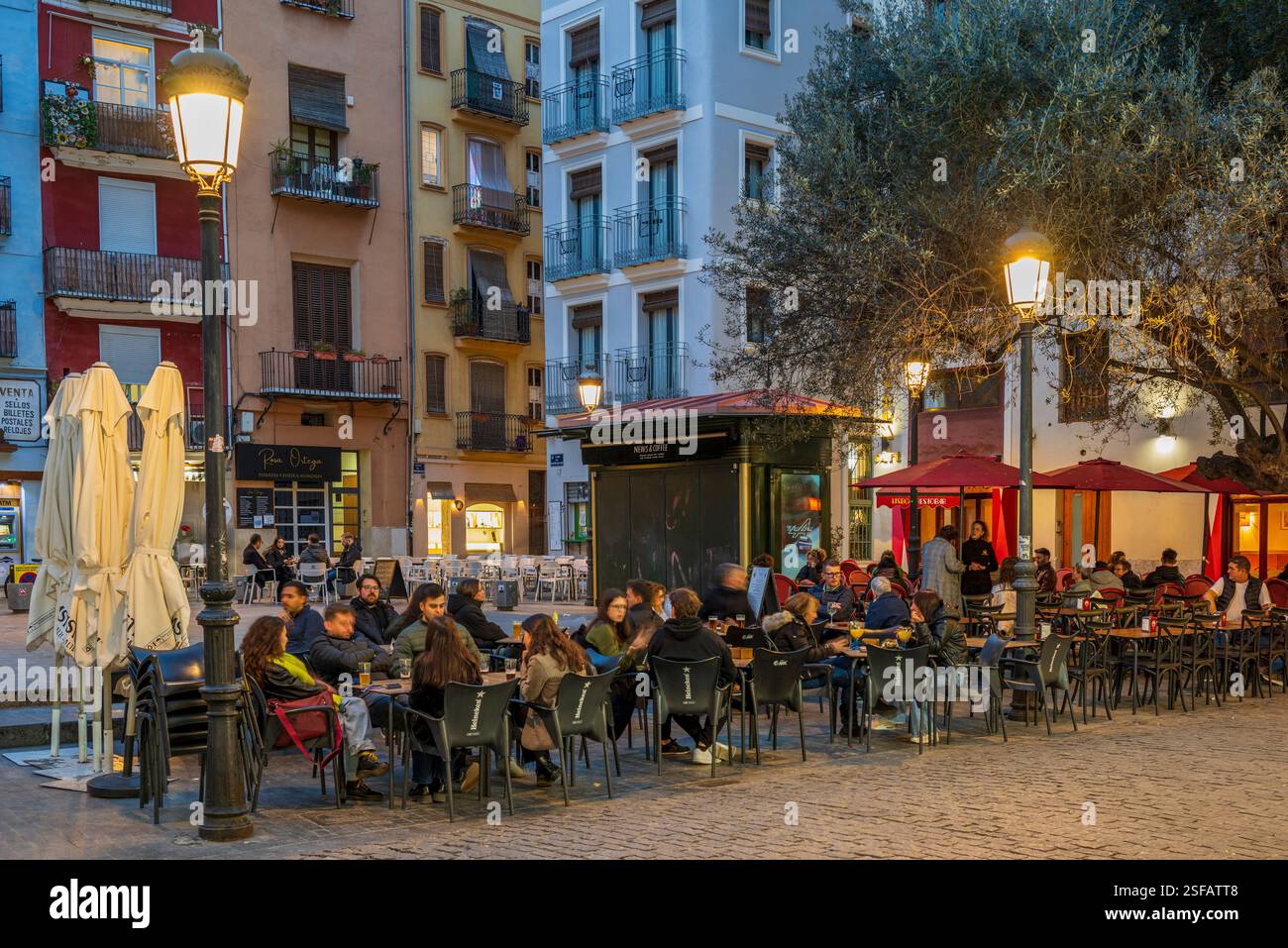 Bar à tapas trottoir, Valence, Communauté valencienne, Espagne Banque D'Images