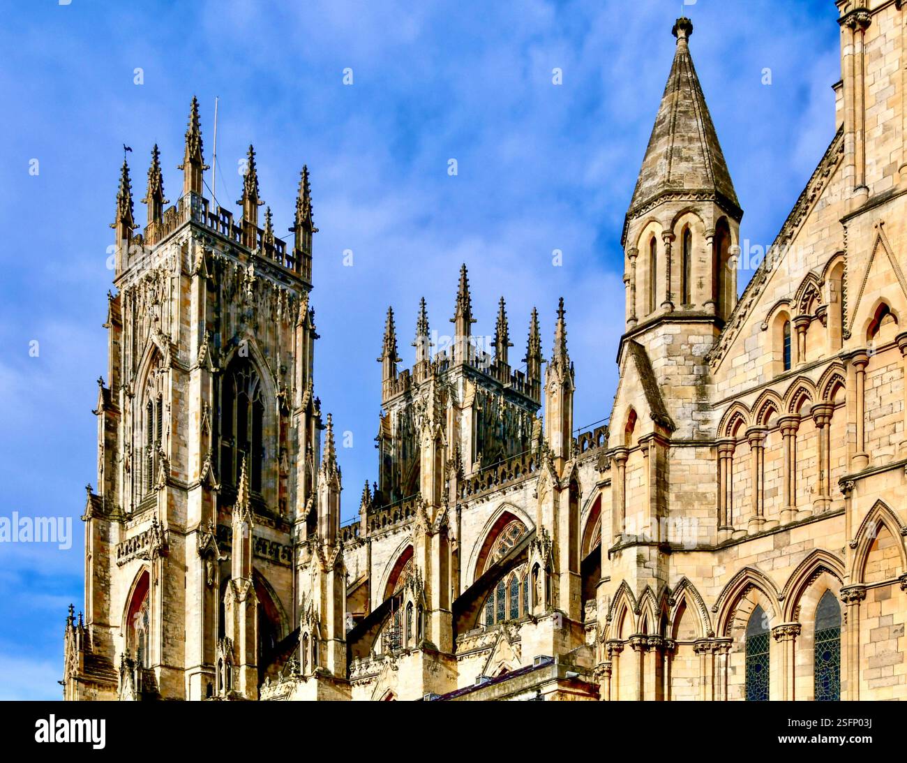 Les tours jumelles ouest de York Minster. Banque D'Images