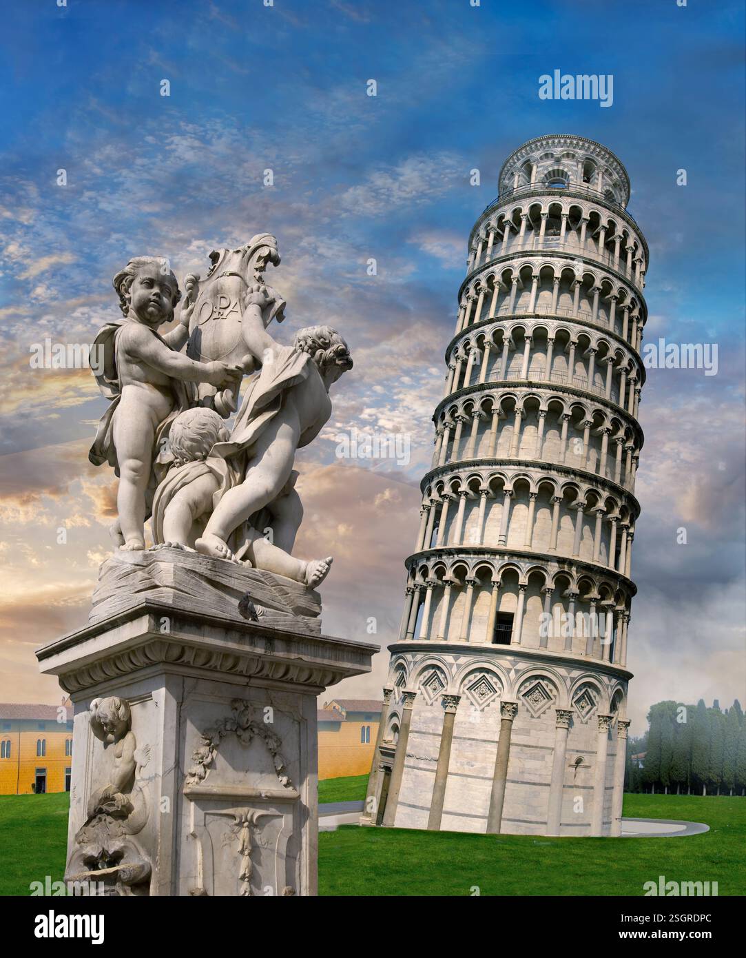 Photo de la tour romane médiévale penchée de Pise (clocher de la cathédrale, torre pendente di Pisa) au coucher du soleil, Pise, Italie. La hauteur de la tour Banque D'Images
