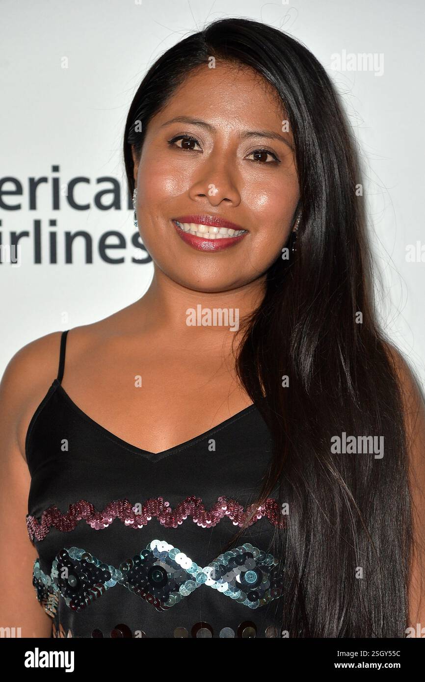 Yalitza Aparicio assiste à la première du film Roma au New York film Festival le 5 octobre 2018 à New York Banque D'Images