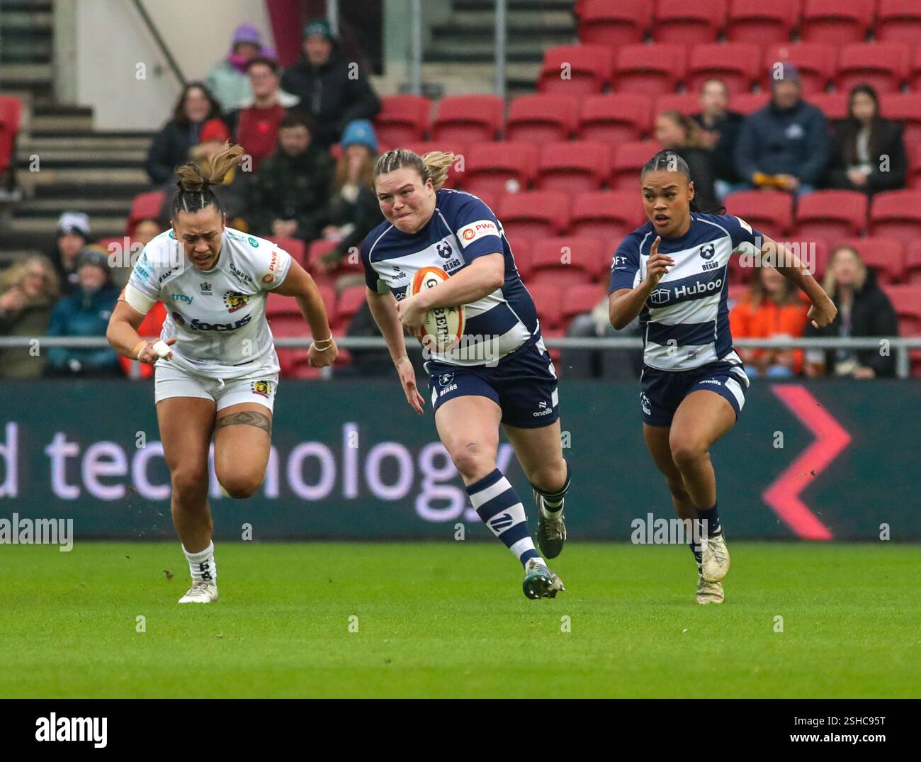 Bristol, Royaume-Uni. 08th Feb, 2025. Bristol, Angleterre, 8 février 2025 Sarah Bern (Bristol) en action lors du match de rugby Premiership Womens entre Bristol Bears Women et Exeter Cheifs à Ashton Gate à Bristol, Angleterre (B.. East/SPP) crédit : photo de presse sportive SPP. /Alamy Live News Banque D'Images