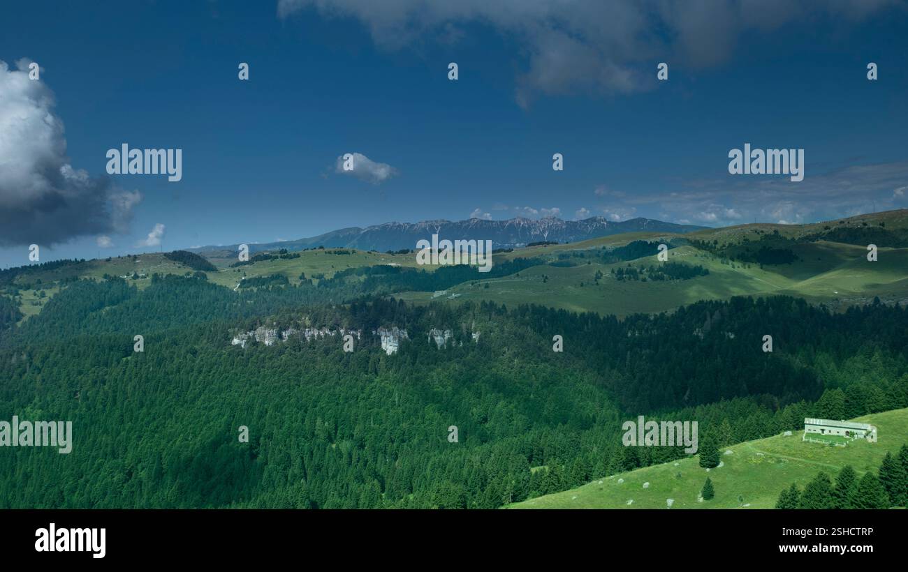 Translessinia paysages, parc naturel, pâturages, forêts et vallées Banque D'Images