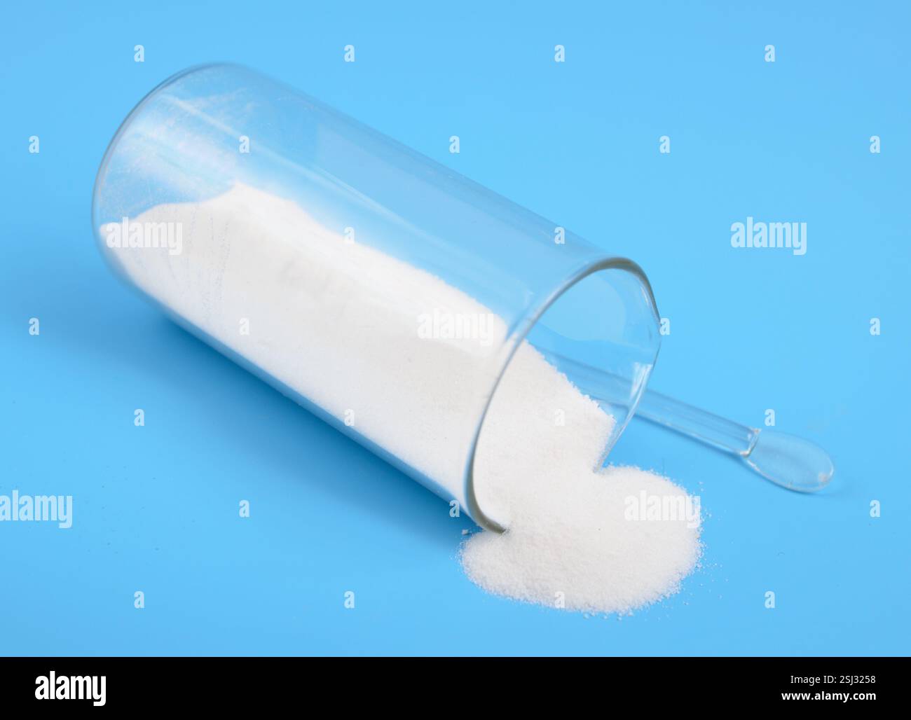 Le formiate de calcium est le sel de calcium de l'acide formique. Il est également connu sous le nom de E238 Banque D'Images