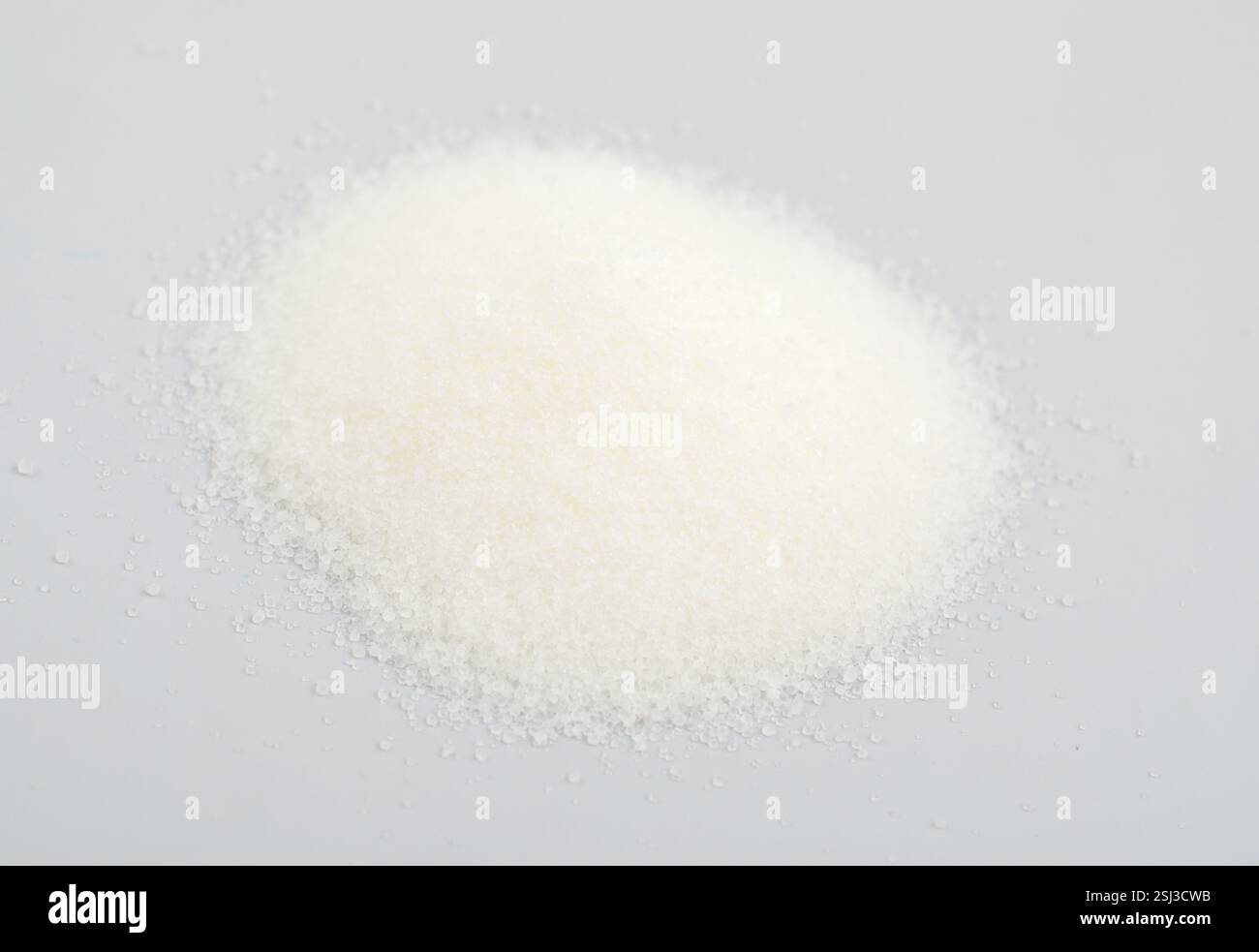 Le nitrite de sodium est un composé inorganique dont la formule chimique est NaNO2 Banque D'Images