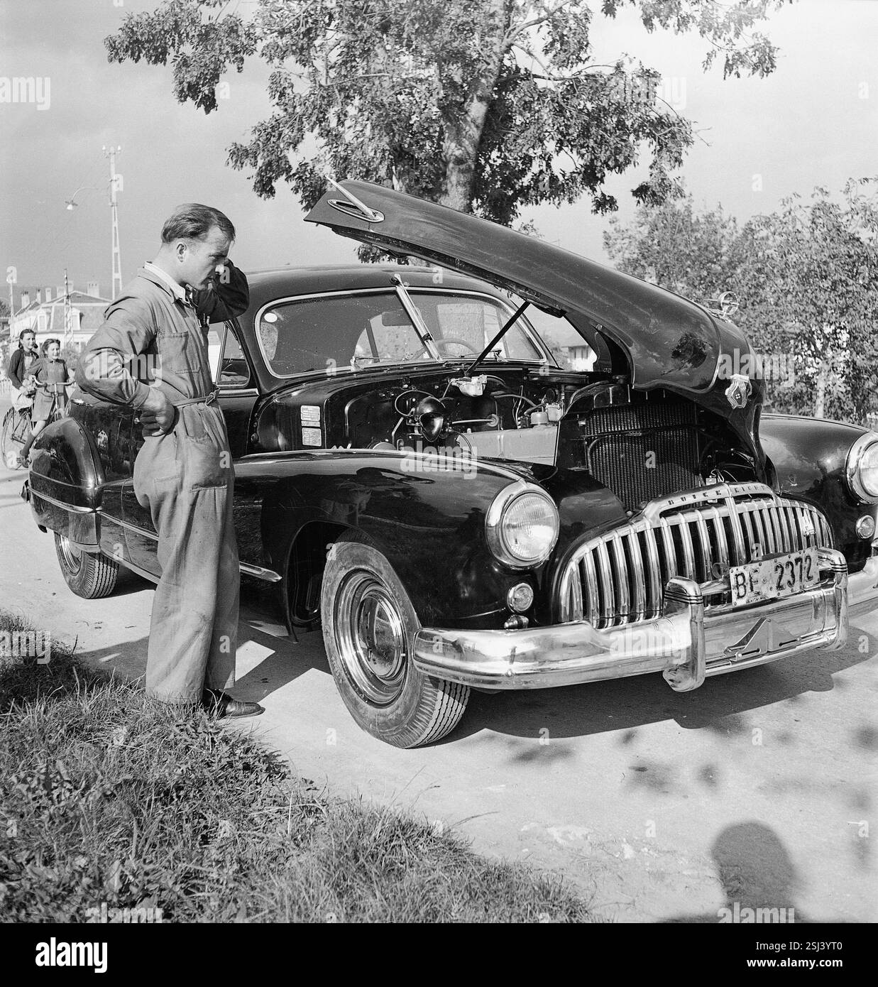 --- Kontrolleur ; Endkontrolle ; General Motors 1946#Inspecteur ; contrôle final ; General Motors 1946 Banque D'Images