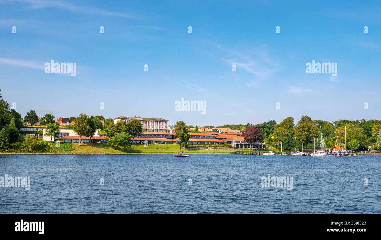 Waterfront Hotel Christiansminde le long du détroit de Svendborgsund, Svendborg, Funen, Sud du Danemark Banque D'Images