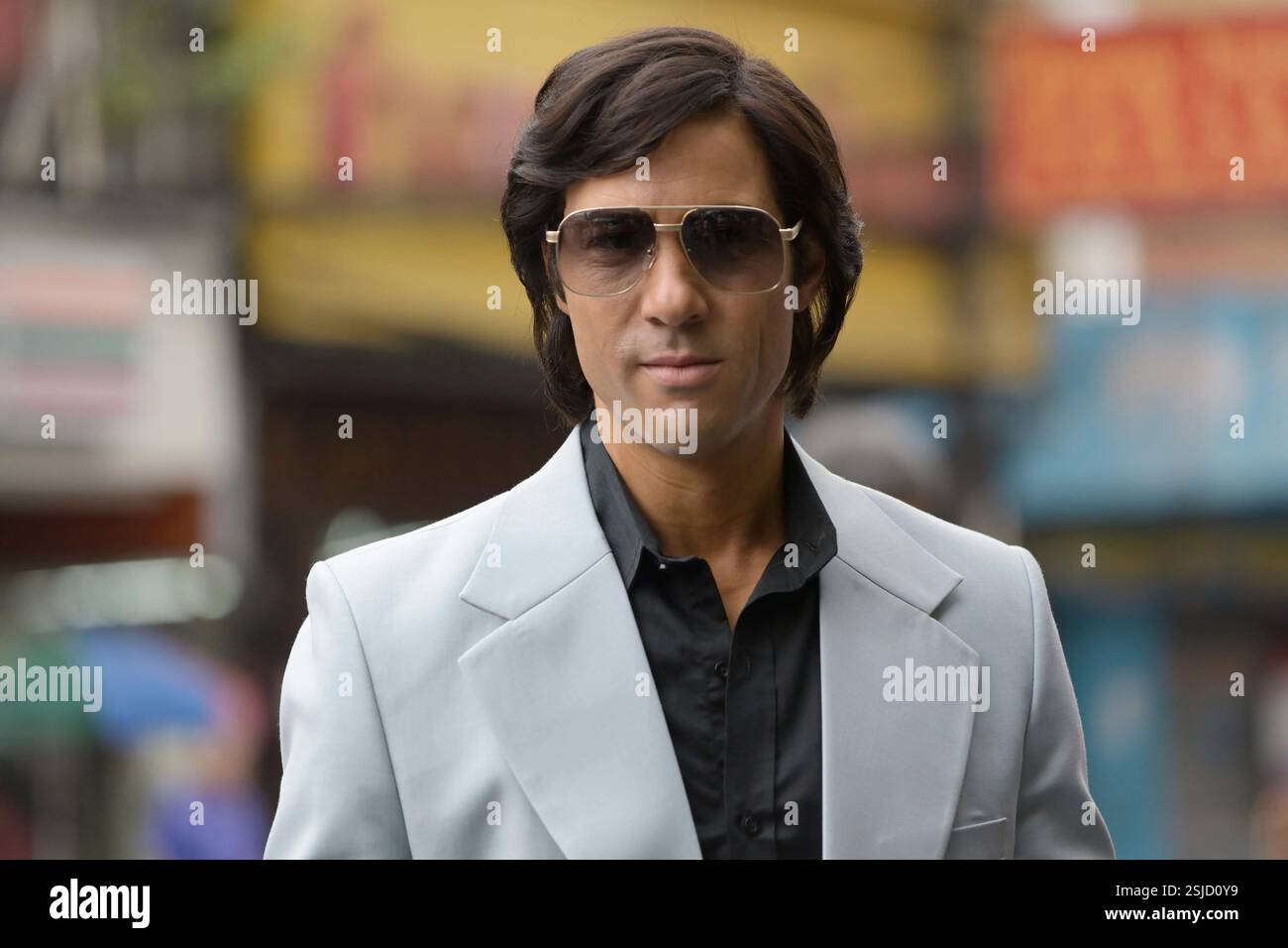 The Serpent TV Series 2021 UK écrit par Richard Warlow, Toby Finlay Tahar Rahim Banque D'Images