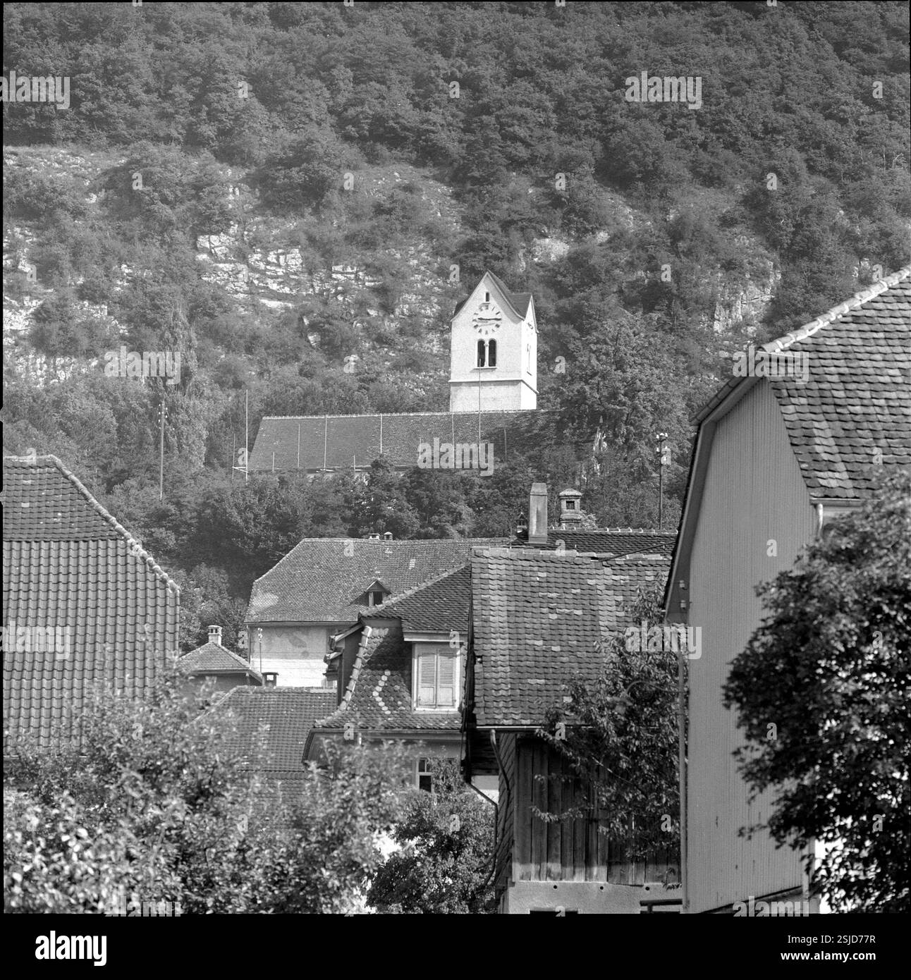 --- Martinskirche, Pieterlen 1957#Church composée Martin, Pieterlen 1957- RDB BY DUKAS Banque D'Images